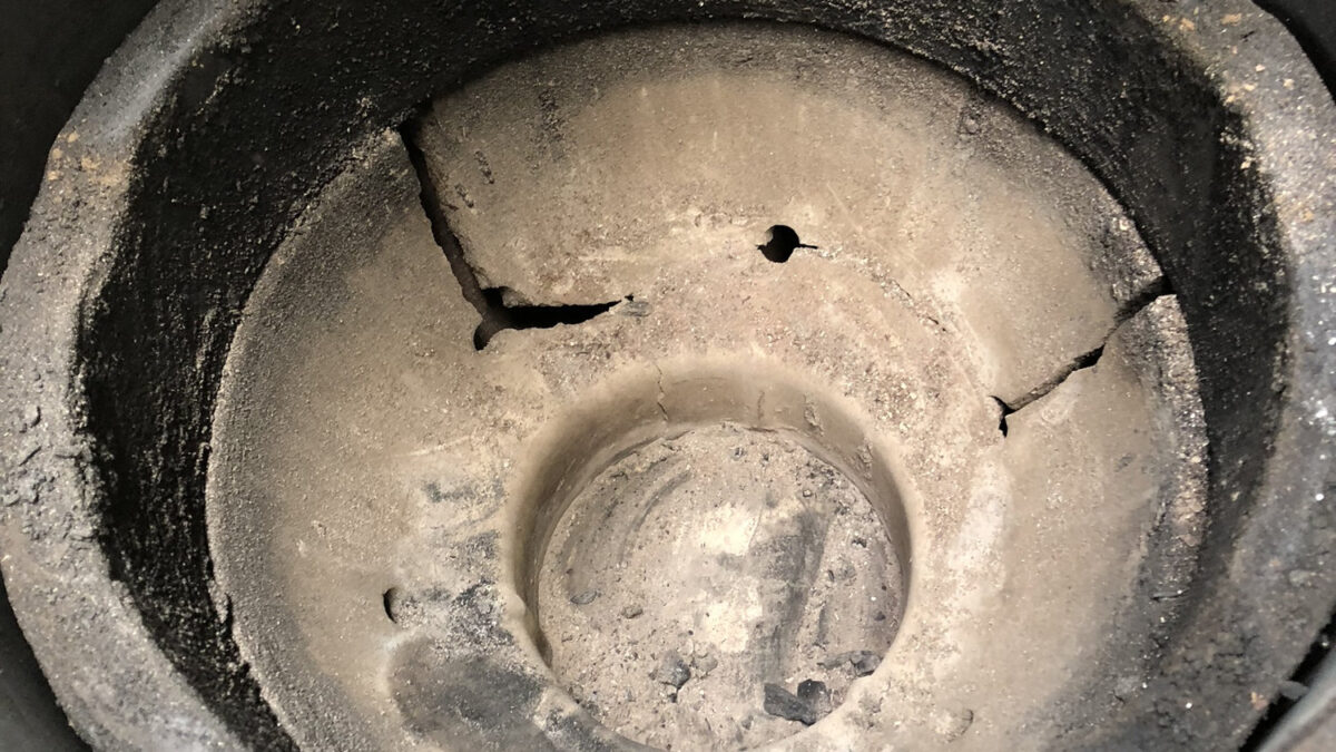 Low quality Grills showing cracks and getting damaged after use