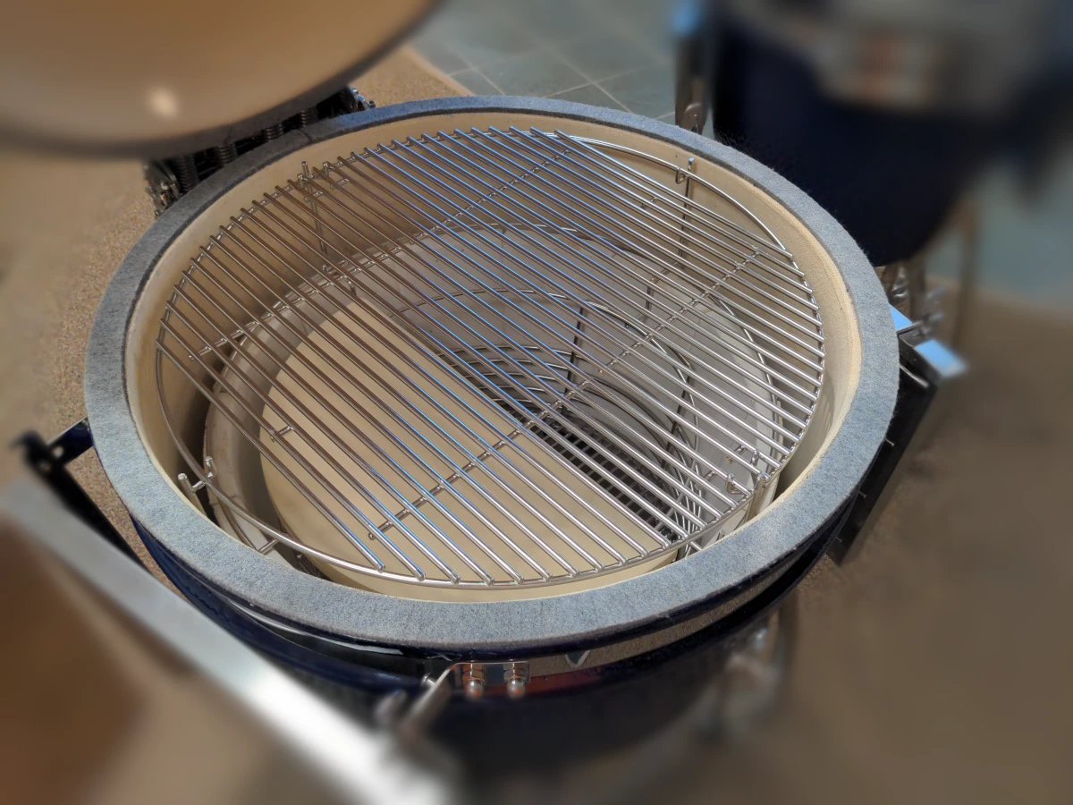 Inner view of nomex gasket on grill.