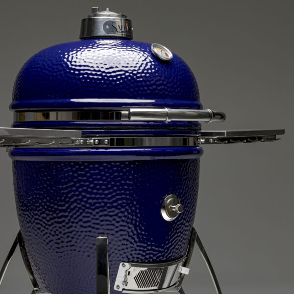 Saffire Kamado Grill Luxury Shot Square